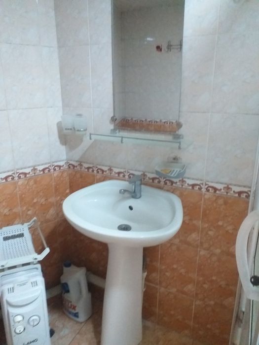 Arendaga uy TATU yaqinida , bodomzor metrosiga yaqin