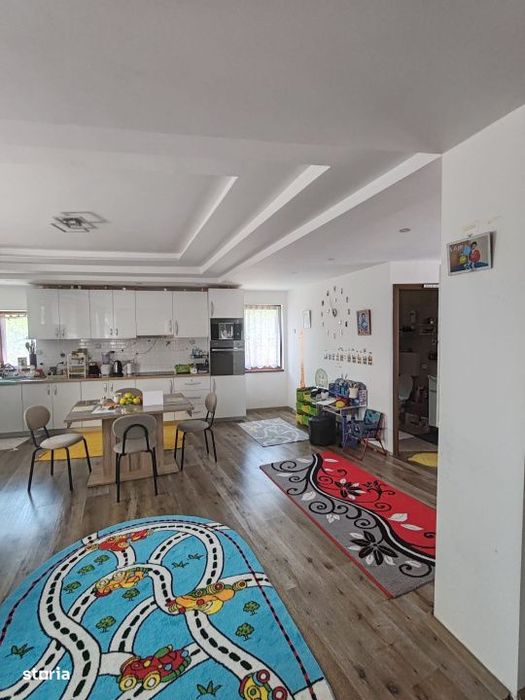 Casa 240 mp, mobilata si gata de locuit, zona Baia Sprie - Central