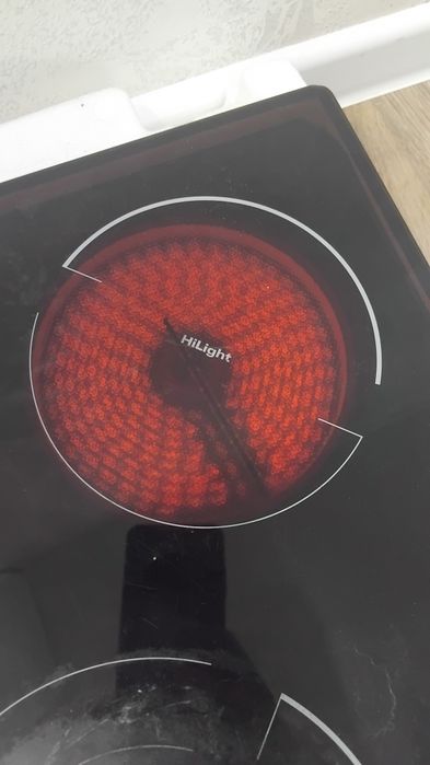 Продам сенсорную электроплиту