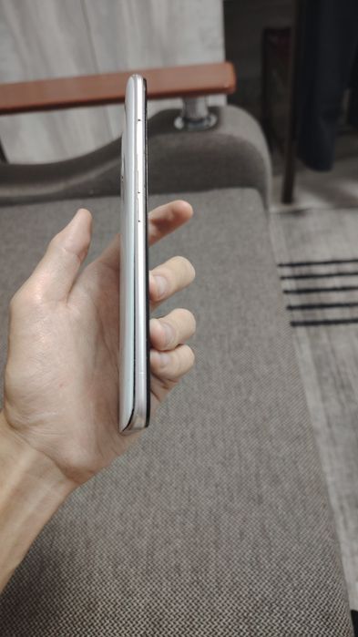 Продам oppo a5 2020