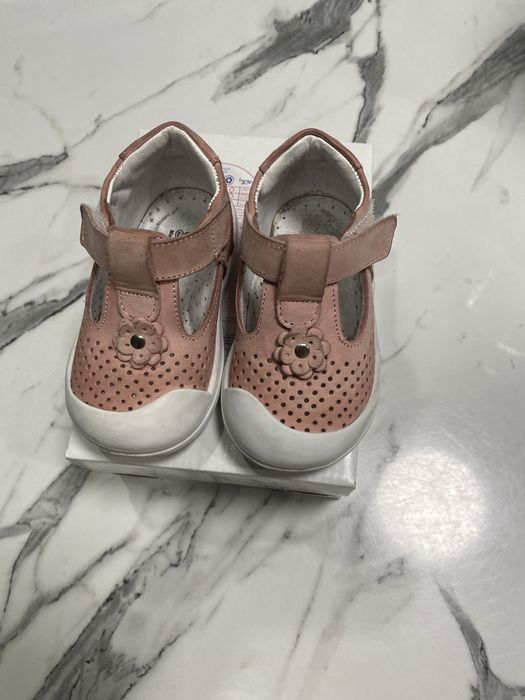 Бебешки обувки/ сандали / буйки за прохождане 19