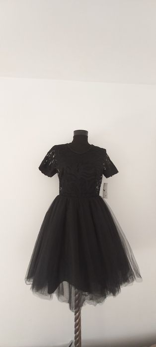 Rochie ocazie din dantela neagra si tulle, NOU cu eticheta