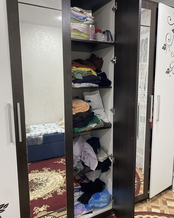 Продам вместительный шкаф