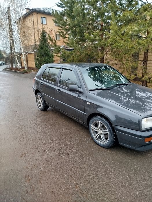 Продам гольф 3 АКПП