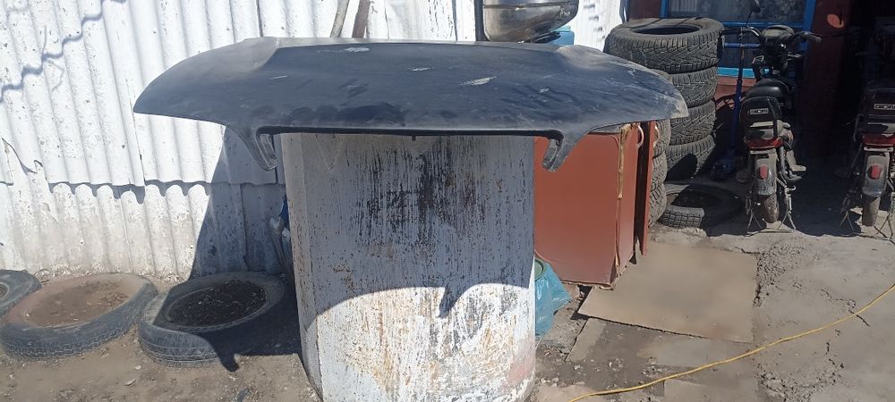 Продам капот Марк 2 90