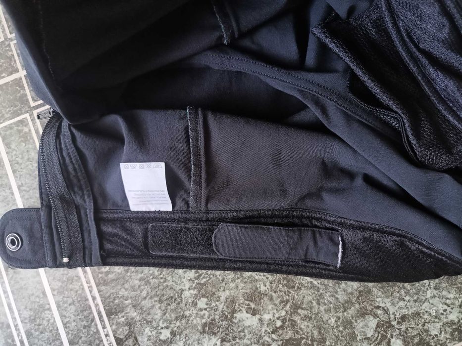 Къси панталони Scott contessa