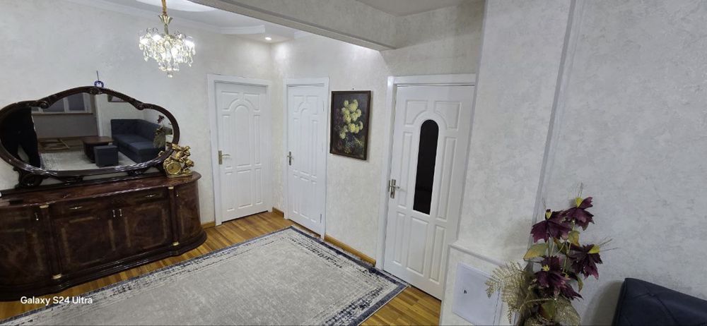 Сдается 5 комнатная квартира в аренду на Мирабадском районе.