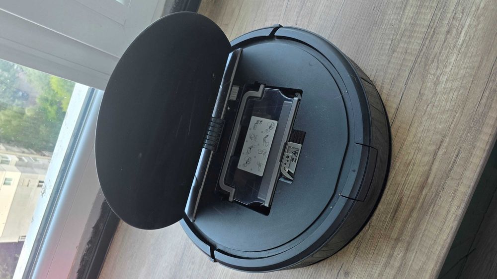 Робот прахосмукачка с моп 2в1  iRoomba Combo R113840