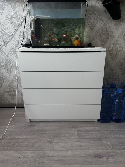 Продается комод в хорошем состояние