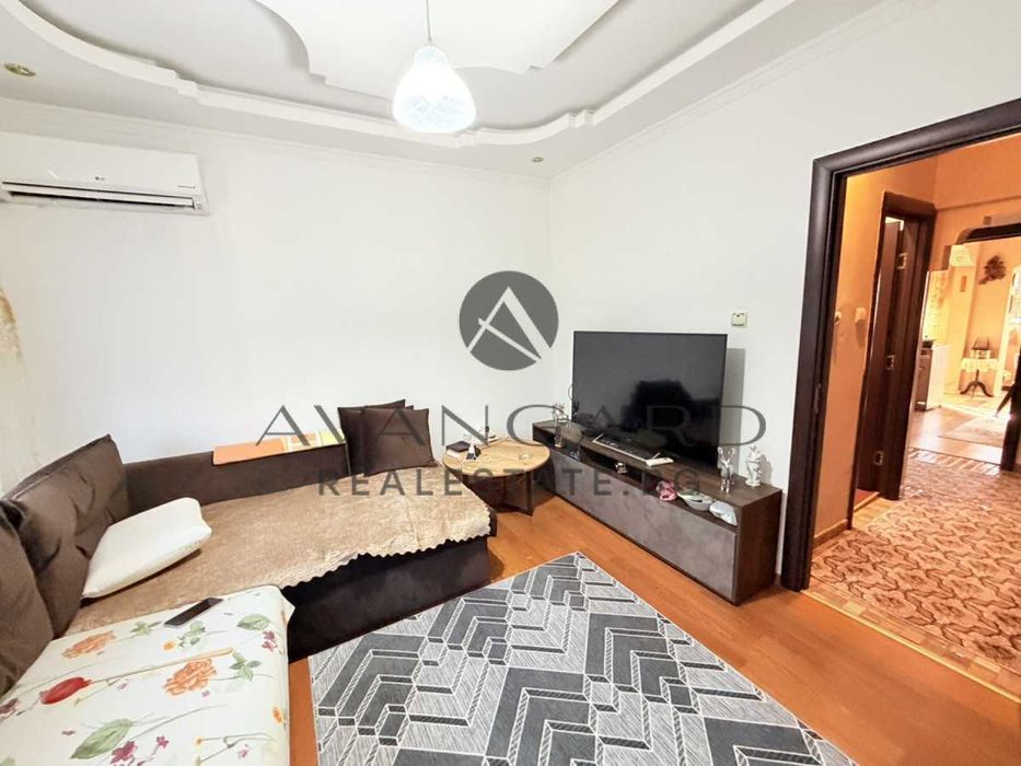 Продава се Тристаен апартамент в Пловдив, Изгрев - 95 кв.м за 1032 €/кв.м - Снимка #7
