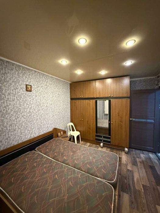 Продаётся 3х на 8микр