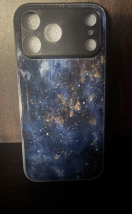 Чехол на айфон 17 про макс