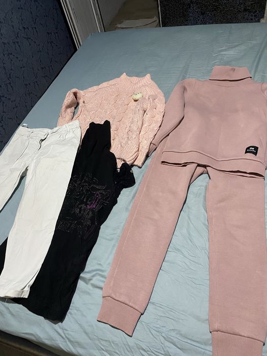 Продам пакет вещеи на девочку