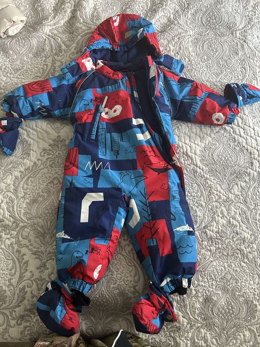 Продам комбинезон зимний