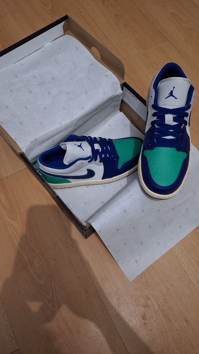 Air Jordan 1 Low "Deep Royal Blue" - Mărimea 42.5 (Noi, în cutie)