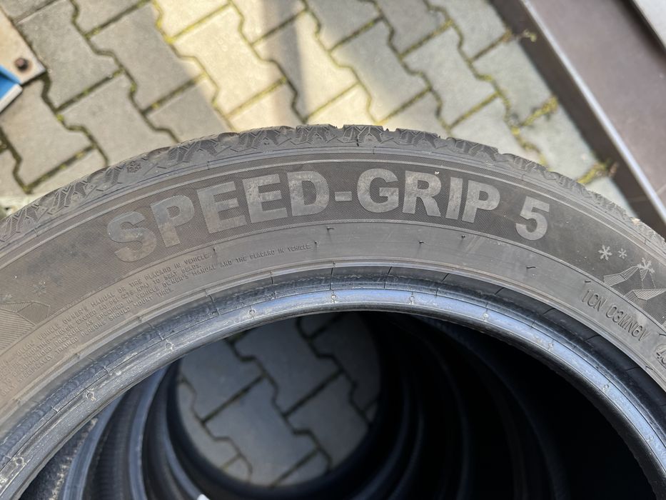 4 бр Зимни гуми Semperit 215/55/17 DOT4324