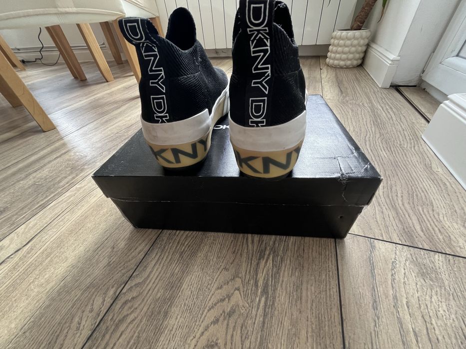 DKNY спорнти обувки 36 н
