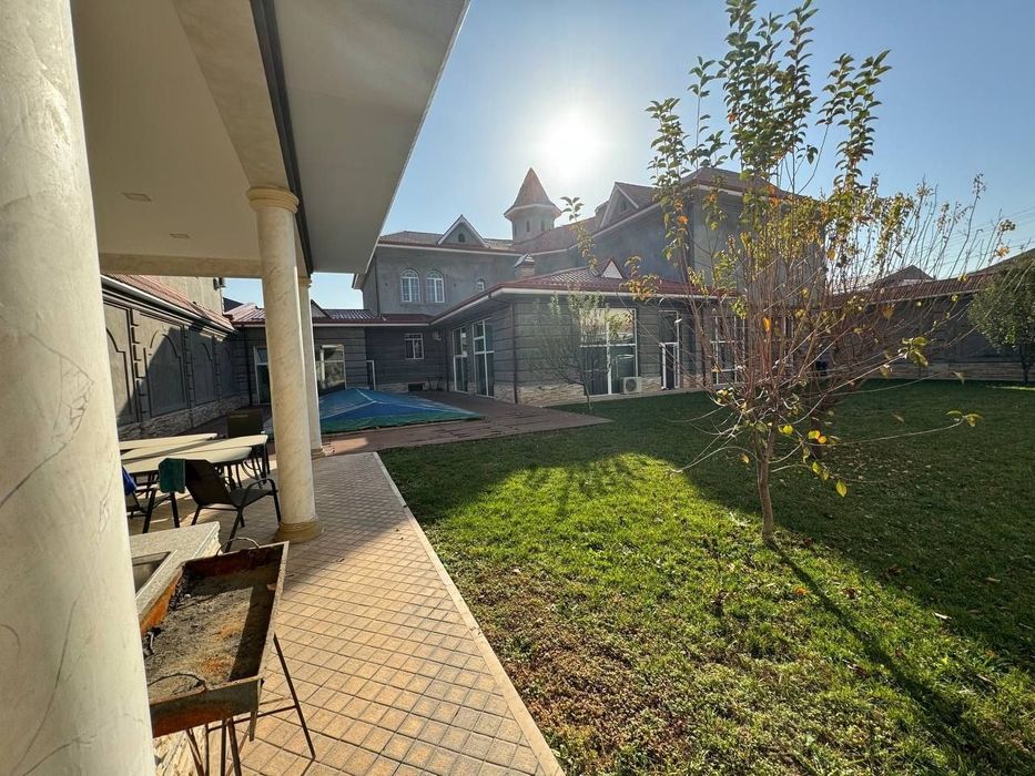 Тикланиш, Юнусабад! Продаётся Евродом 12 соток 11 комнат