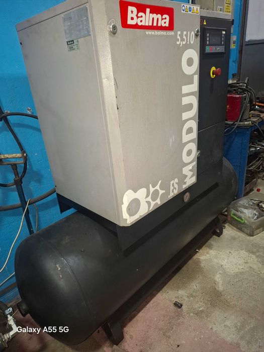 Compresor cu surub Balma de 5,5 kw,an 2005,butelie 500 litri,uscator