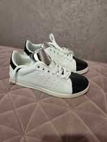 Нови кожени  маратонки