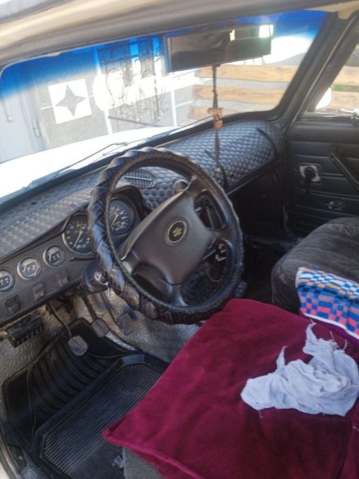 Машина 1988йил бензинда нахаду реаални оладиганлар буса алокага чиксин