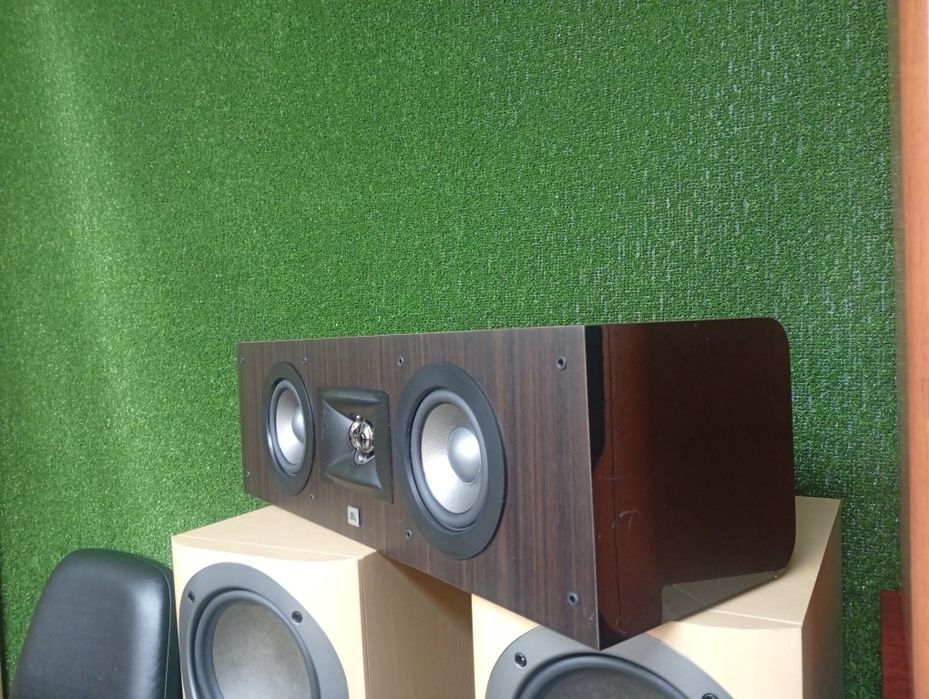 Център JBL Studio -225
