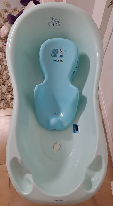 Бебешка вана със стойка