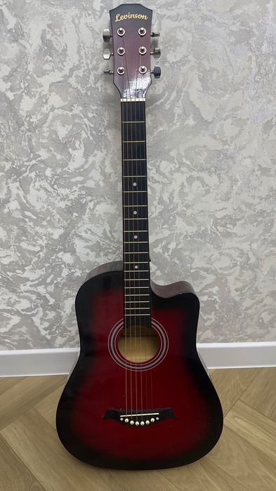 Акустическая гитара