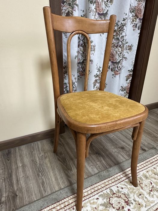 Стулья после реставрации