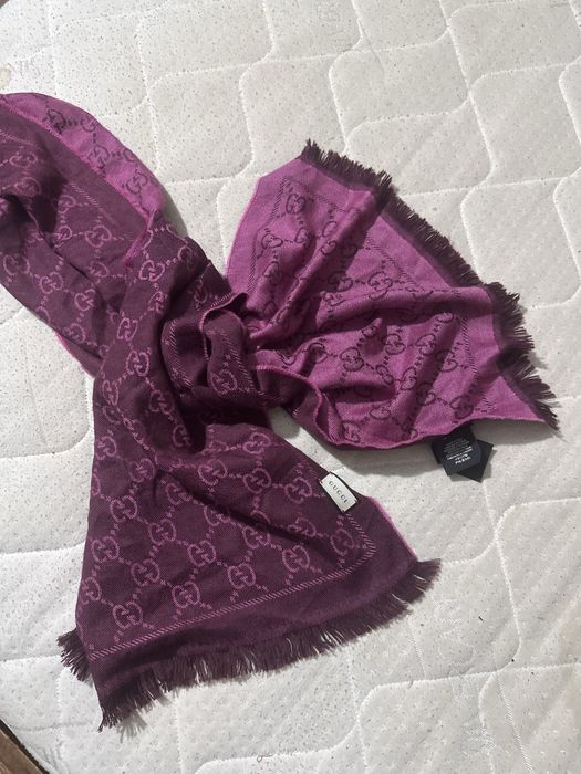 Gucci Grey GG Monogram Wool Scarf Size 48/180cm