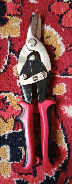 Ножницы по металлу