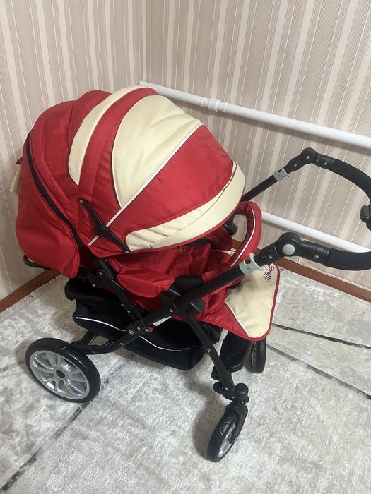 Продается новая коляска