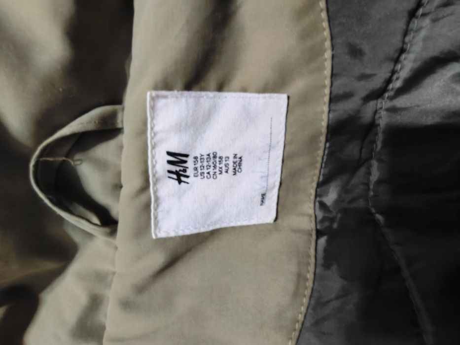 Продам куртку для девочки XS