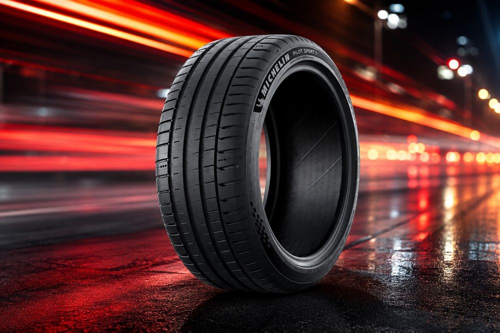 Michelin Pilot Sport 5 255/35 R19 96Y