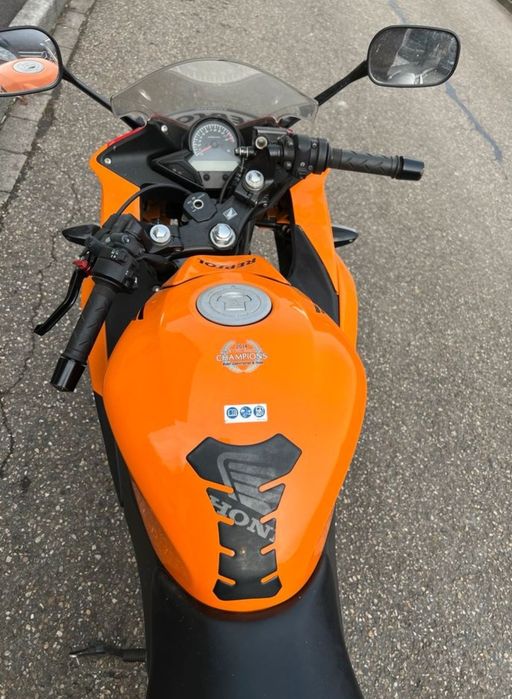 Honda CBR 125 - 2015