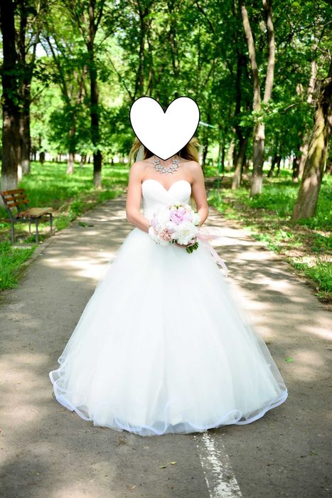 Vand rochie de mireasa