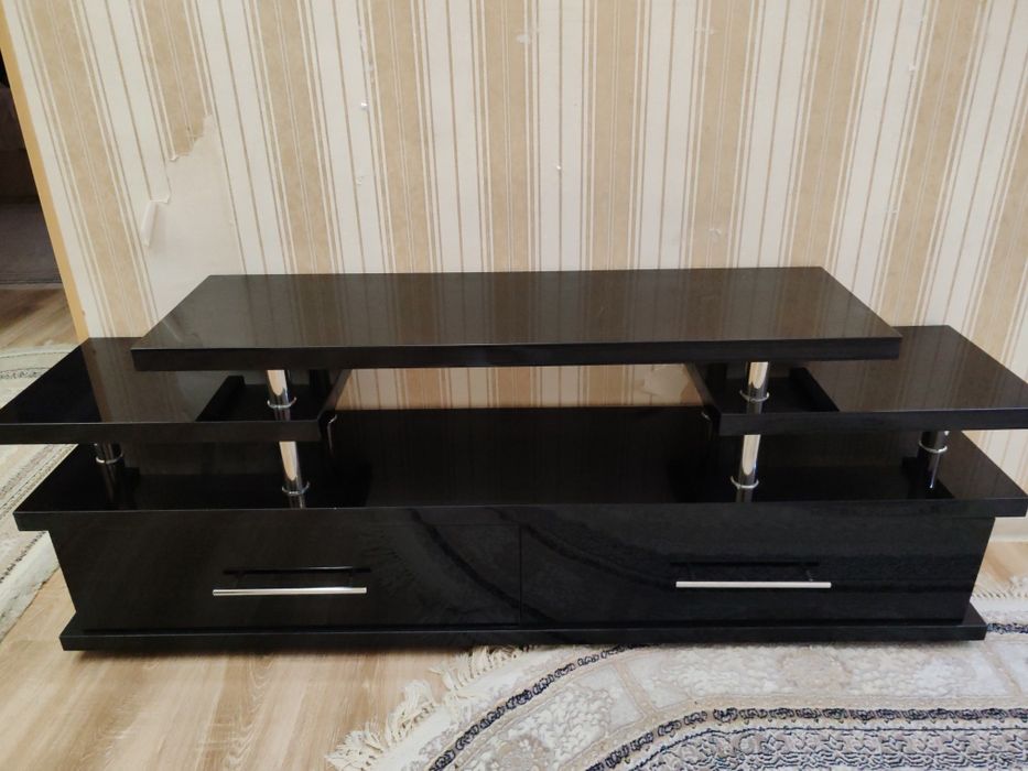 Подставка для телевизора