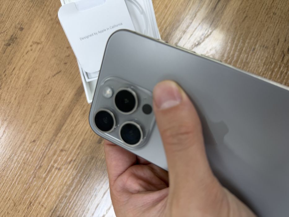 IPhone 15 pro 512 GB