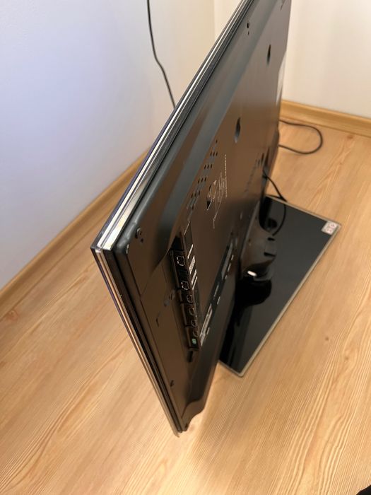 Телевизор Samsung 32 инча