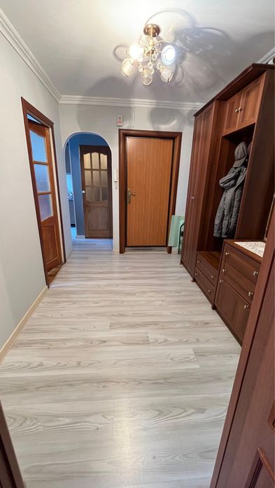 Продам 3 комнатную квартиру