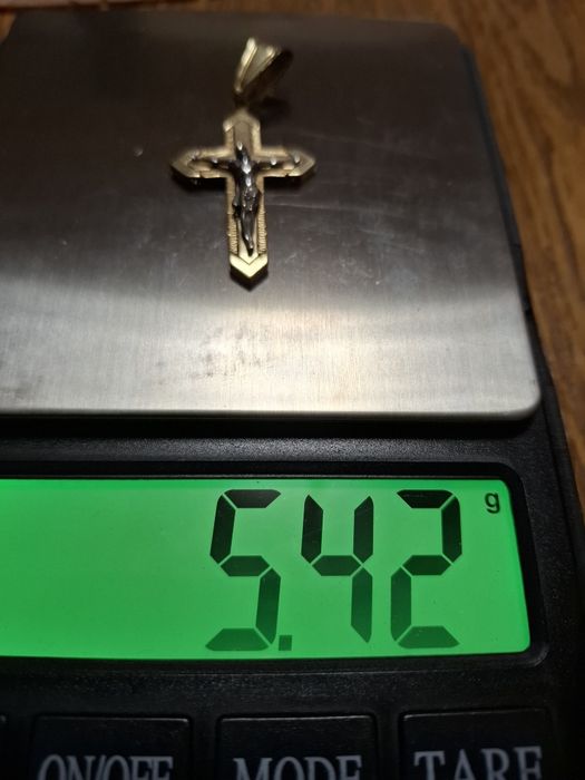 Продавам мъжки златен ланец  тип ПАНЦЕР  двулицев със кръст 32,20 гр 1