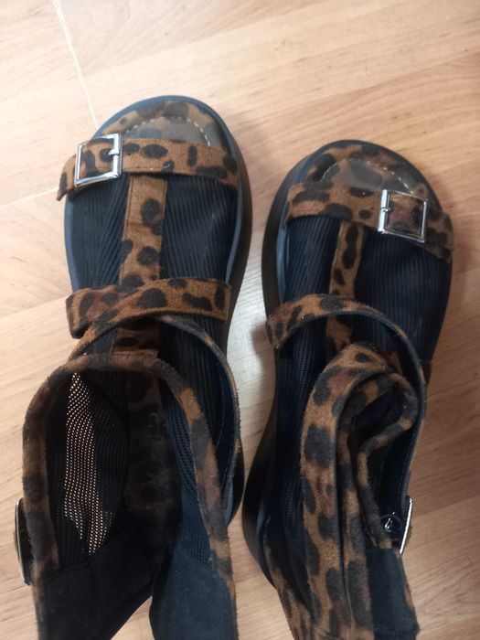 Vand sandale dama marimea 35/36