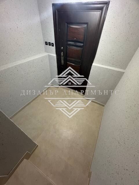 Продава се Къща в Карнобат - 181 кв.м за 1023 €/кв.м - Снимка #7