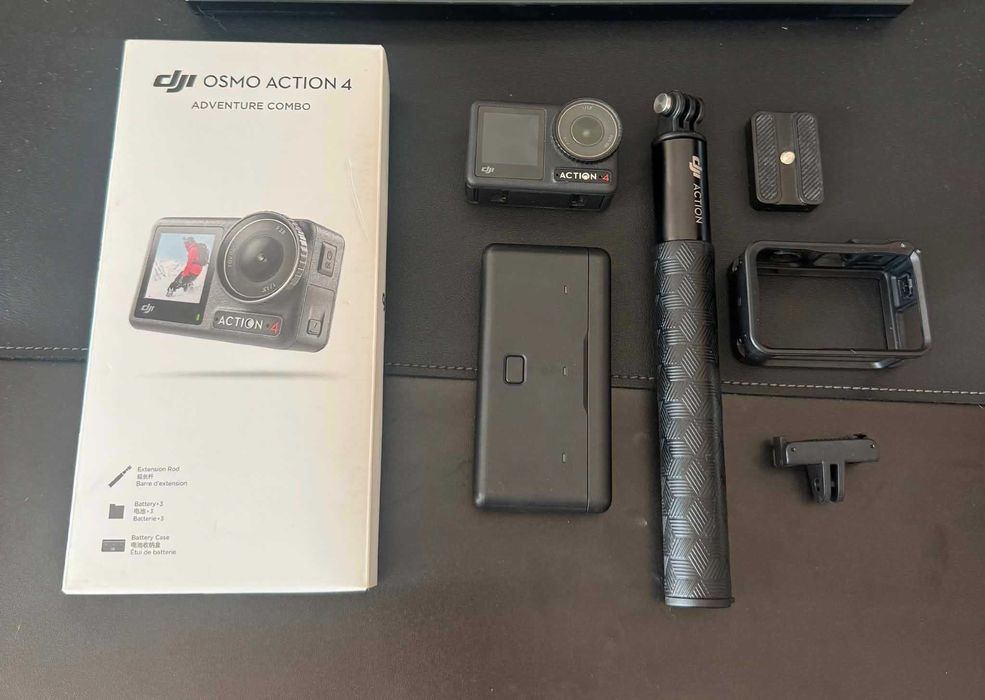 DJI Osmo Action 4 Adventure Combo – 3 батерии, кейс, стик, аксесоари