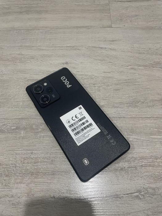 Продам Poco X5 Pro черный 256гб