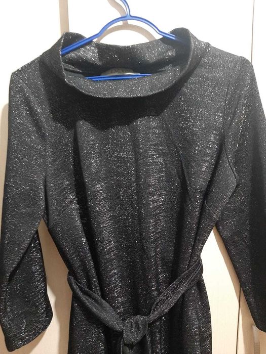 Продам платье женское