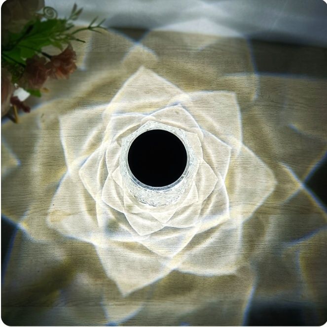 LED RGB сензорна настолна кристална лампа.