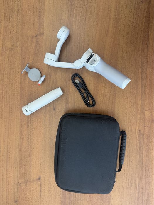 DJI Neo Fly More Combo + DJI Osmo Mobile SE