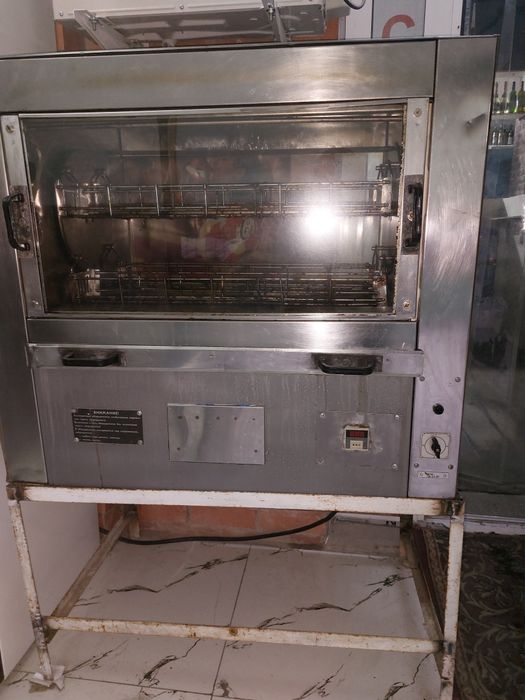 Продаётся гриль аппарат