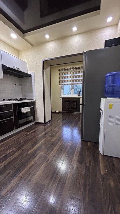 Номер исправлен. Продаётся 3-х комнатная квартира на карасу -6. Срочно